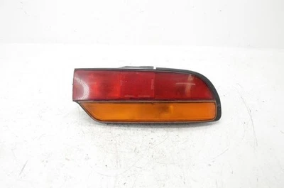 Conjunto de luz trasera derecha pasajero Nissan 240sx S13 1989-1993 hatchback Foto 1 de 4