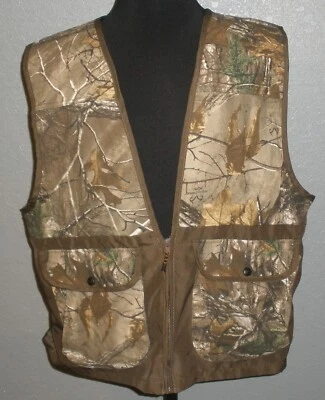 Men's Large Game Winner Realtree Xtra Camouflage Half Zip Shooting Hunting Vest - Image 1 of 4