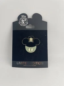 Disney Mickey Antenna Topper Series Jumbo Pin 76019 LE 250 Steamboat Willie - Picture 1 of 1