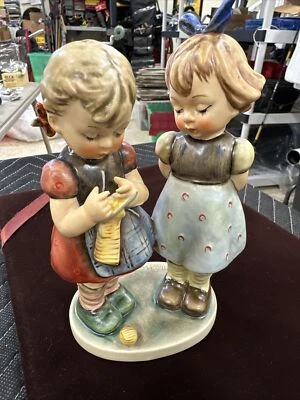 Vintage Goebel Hummel Figurine "KNITTING LESSONS" #256 TMK4 - 7.5" Tall - Image 1 of 4