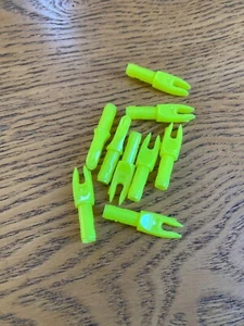 9 arrows nocks, for 5.2mm arrow shaft. - Picture 1 of 1