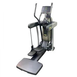 Technogym Vario Cross Trainer Excite+ 700i - Attrezzatura palestra commerciale - Foto 1 di 7