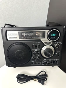 Récepteur Panasonic 6BAND FM/AM/SW1-4, modèle n° RF-2600, testé/fonctionne. - Photo 1/9