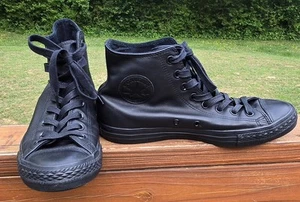 Converse All Star Chuck Taylor Unisex M9 W11 Black Leather Hi Top Sneaker UNWORN - Picture 1 of 13