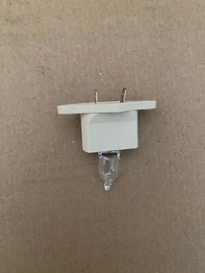 P2033 Indesit MWI 3213 IX Microwave Light Bulb 25.843 Spare Replacement Part - Picture 1 of 2