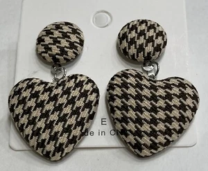 New Alabama Crimson Tide Crimson Cream/Black Heart Shaped Houndstooth Earrings - Picture 1 of 5