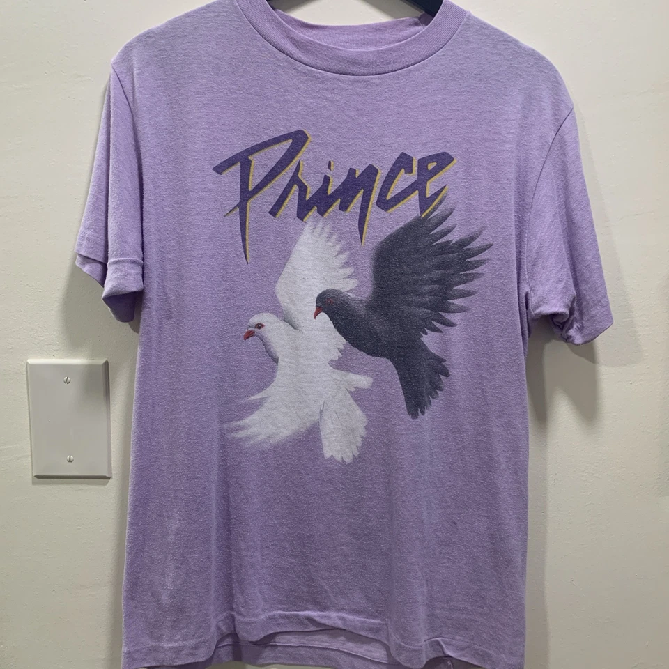 Camiseta De Colección Prince And The Revolution Band World Tour 1984-85 Púrpura Talla Grande Foto 1 de 3