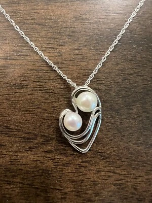 Colar de pérolas rosa e creme genuíno por colar de coração de batel esterlina - Imagem 1 de 4
