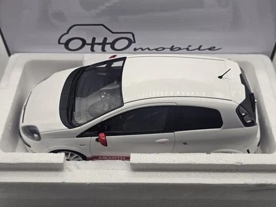 Fiat Punto Abarth EsseEsse 2010 Bianco 1:18 Ottomobile In Box - Immagine 1 di 4