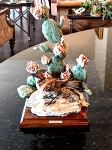 Raro Giuseppe Armani Marrón Wren Pájaro y Cactus con Flores Estatuilla 10.5"H - Imagen 1 de 6