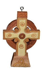 Adorno colgante cruz celta de madera 4 pulgadas de altura - Imagen 1 de 2