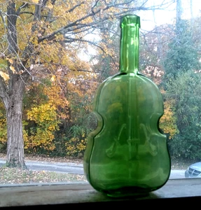 GREEN HAND BLOWN VIOLIN FIGURAL VIOBOT ANTIQUE 7 3/4" DECORATIVE BOTTLE NICE - Picture 1 of 7