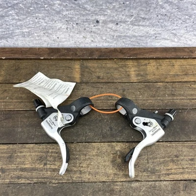 De colección Shimano BL-M600 Servo-Wave Palancas de Freno Nuevo de Lote Antiguo MTB Canti Japón Años 90 Foto 1 de 4