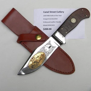 Canal St Cutlery 2009 NRA Cuchillo del Año Hoja Grabada en Oro Funda Original SIN USAR - Imagen 1 de 10
