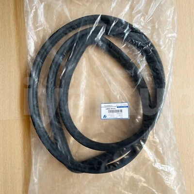 78-83 for Toyota Hilux pickup truck RN30 LN40 rear windshield weatherstrip seal - Image 1 of 4
