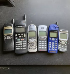 Lotto Lavoro Pacchetto Cellulari Nokia Sagem Trium Vintage - Foto 1 di 6