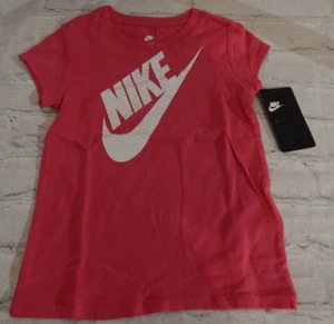 Kleinkind Mädchen rosa Nike mit weiß & grau Streifen Kurzarm T-Shirt Größe 2T - Bild 1 von 4