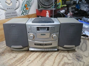 Sony CFD-ZW755 CD/Radio/Kassette Ghettoblaster getestet und funktionsfähig (CD UNGETESTET) - Bild 1 von 5