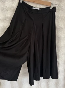 & OTHERS STORIES Black Wide Leg Shorts Size 34 AU 6-8 - Picture 1 of 4