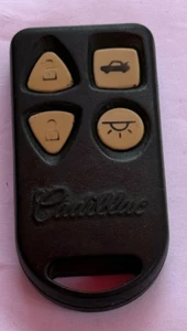 Cadillac Keyless Entry Remote Keyfob 4B OEM ABO0702T P/N: 10178734 - Picture 1 of 2