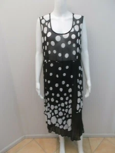 TS TAKING SHAPE BLACK/WHITE MULTI LAYER DRESS SIZE 14 (# 2125 - Picture 1 of 3