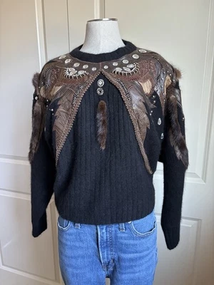 Suéter vintage único EREZ lã de cordeiro/angorá com enfeites de couro - Imagem 1 de 4