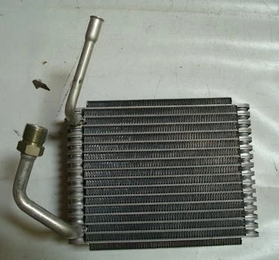 AC EVAPORATOR CORE FRONT FOR FORD EXCURSION F250 F350 F450 F550 1999-2005 2006 - Image 1 of 2