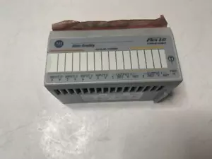 Allen Bradley 1794-IE4XOE2 Flex I/O 4 Analog Input 2 Analog Output NEU - Bild 1 von 4
