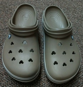 cheap mens crocs size 11
