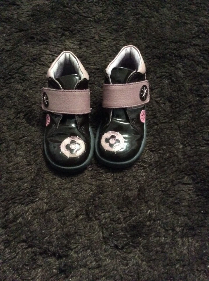 Umi Marrón Charol Bebé Niña Botas Talla US6.5/EU22 Foto 1 de 4