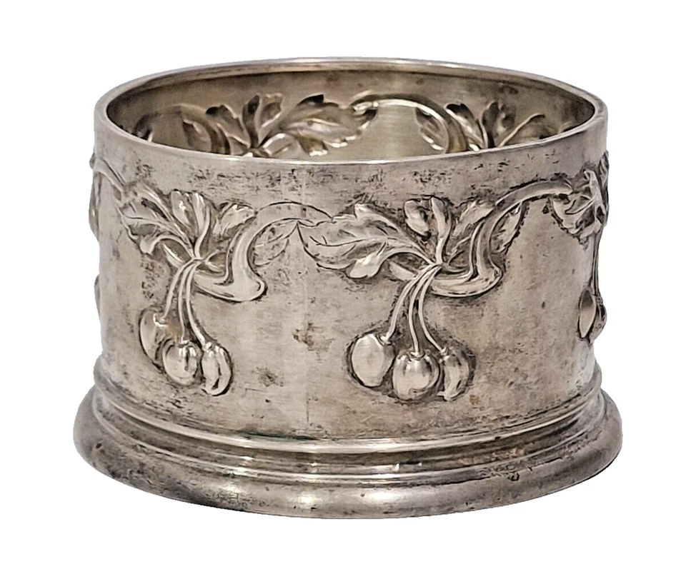 Silver .800 Wine Bottle Coaster / Stand, Germany, late 19 century. Foto 1 de 4