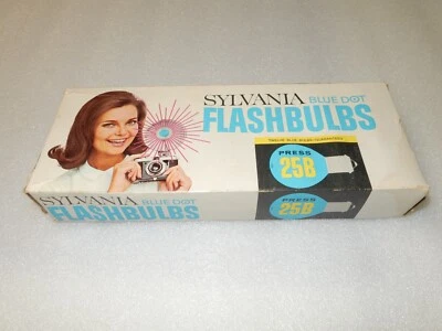 Juego de 12 bombillas flash vintage Sylvania Blue Dot Press 25B NUEVO Foto 1 de 4