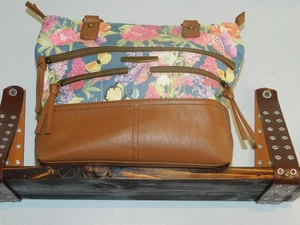 STONE MOUNTAIN USA BUTTERFLY & FLORALS IN COLORFUL PU & ANTIQUE BRASS HARDWARE - Picture 1 of 16