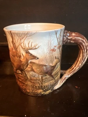 Taza esculpida Autumn Run de Terry Redlin Foto 1 de 4