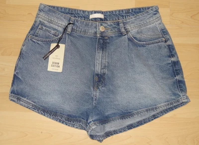 RIVER ISLAND NEW WOMEN'S SIZE 16 BLUE DENIM JEANS SHORTS CALI TRIPPER LUXE BNWT - Image 1 of 3