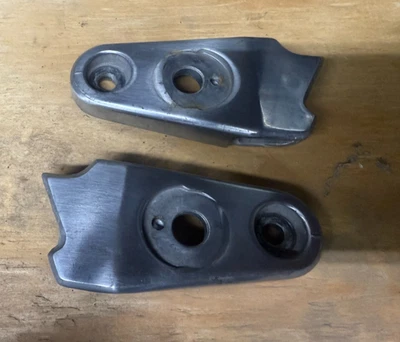 Honda CB650 Nighthawk HEADLIGHT BRACKETS 1983 1984 1985 - 61312 & 61313-ME5-000 - Image 1 of 3