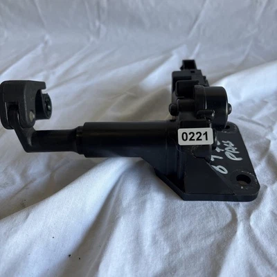 OEM 01-20 Dodge Grand Caravan Town Country Rear Right Vent Window Motor Actuator - Image 1 of 4