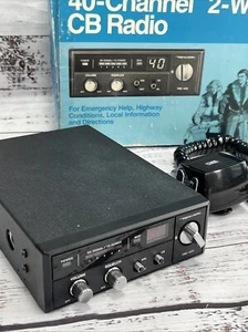 Vintage Realistic TRC-413 40-Kanal 2-Wege CB-Funk Fahrzeug bereit offene Box - Bild 1 von 16
