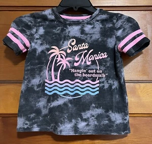 SO Santa Monica Short Sleeve Tshirt Girls Size Small 7 Black Tie Dye Pink - Picture 1 of 4