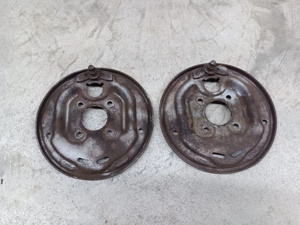 amc 9 inch backing plates front javelin wheel cylinders 68 69 70 - Image 1 of 4