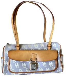 J Dooney & Bourke Domed Satchel Handbag Purse Signature Logo Purple Leather Boho - Foto 1 di 11