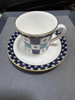 Taza Demitasse de porcelana azul profundo Wedgwood Afrodita Samurai 2,4 pulgadas Foto 1 de 4