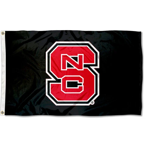 NC State Wolfpack Black Flag Cover
