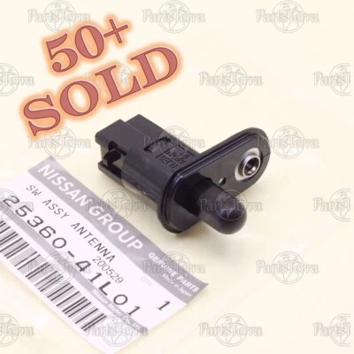 2536041L01 GENUINO Nissan ALTIMA Infiniti QX4 Q45 M30 Antena Interruptor Puerta Conductor Foto 1 de 4