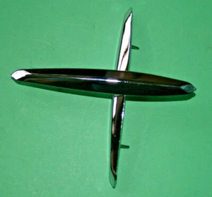 EIN PAAR BSA A & B GRUPPE GGONDEL SCHEINWERFER ABDECKUNG CHROM STYLINGSTREIFEN 42-5104 - Bild 1 von 2
