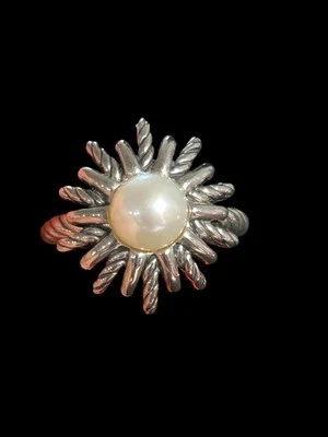 New David Yurman Starburst Ring Size 7, Sterling Silver & Cultured Pearl, DY 925 - Image 1 of 4