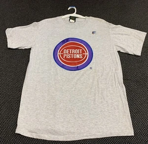 VINTAGE NBA Detroit Pistons Logo Light Gray T-Shirt Tee Shirt Size Large Stitch - Picture 1 of 4