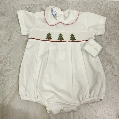 NUOVO Petit Bebe Albero di Natale Fumè a Mano Bolla Taglia 9 Mesi Nuovo con etichette Collare Bianco - Immagine 1 di 4