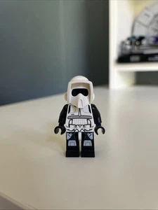 LEGO Star Wars sw0505 Imperial Scout Trooper Ewok Village - UCS - Picture 1 of 4