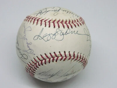 All Star Reunion Yankees 14 SIGNED AUTO Baseball  MLB Guaranteed to Pass Auth - Image 1 of 4